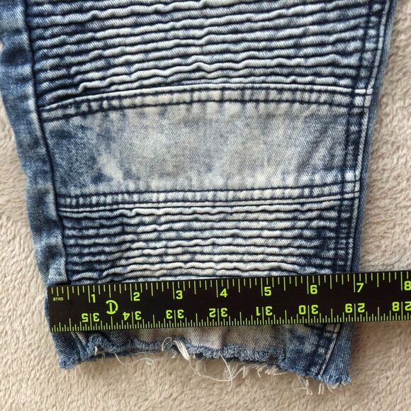 Road Narrows Womens Capri Jeans Size 16 Blue Denim Distressed Raw Hem Casual Y2K - Picture 7 of 15